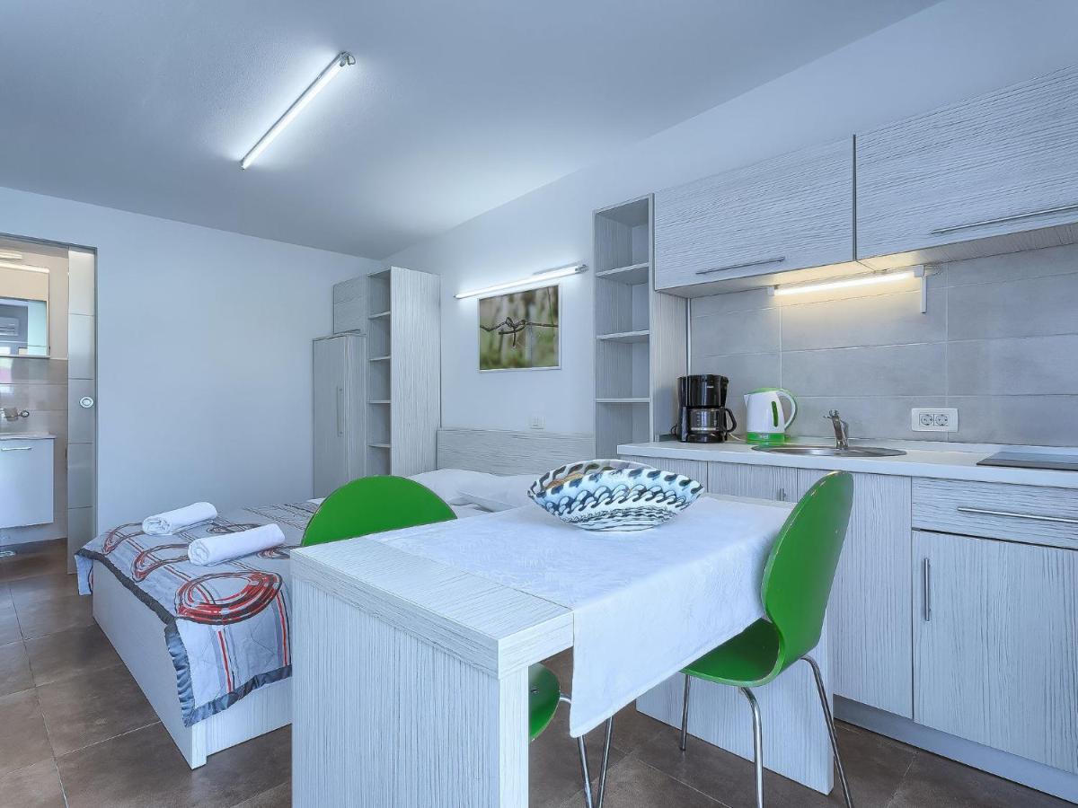 Apartment Nika-9 By Interhome Umago Esterno foto