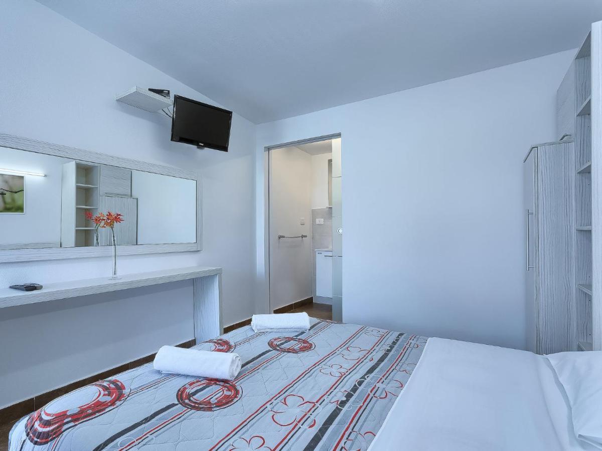 Apartment Nika-9 By Interhome Umago Esterno foto